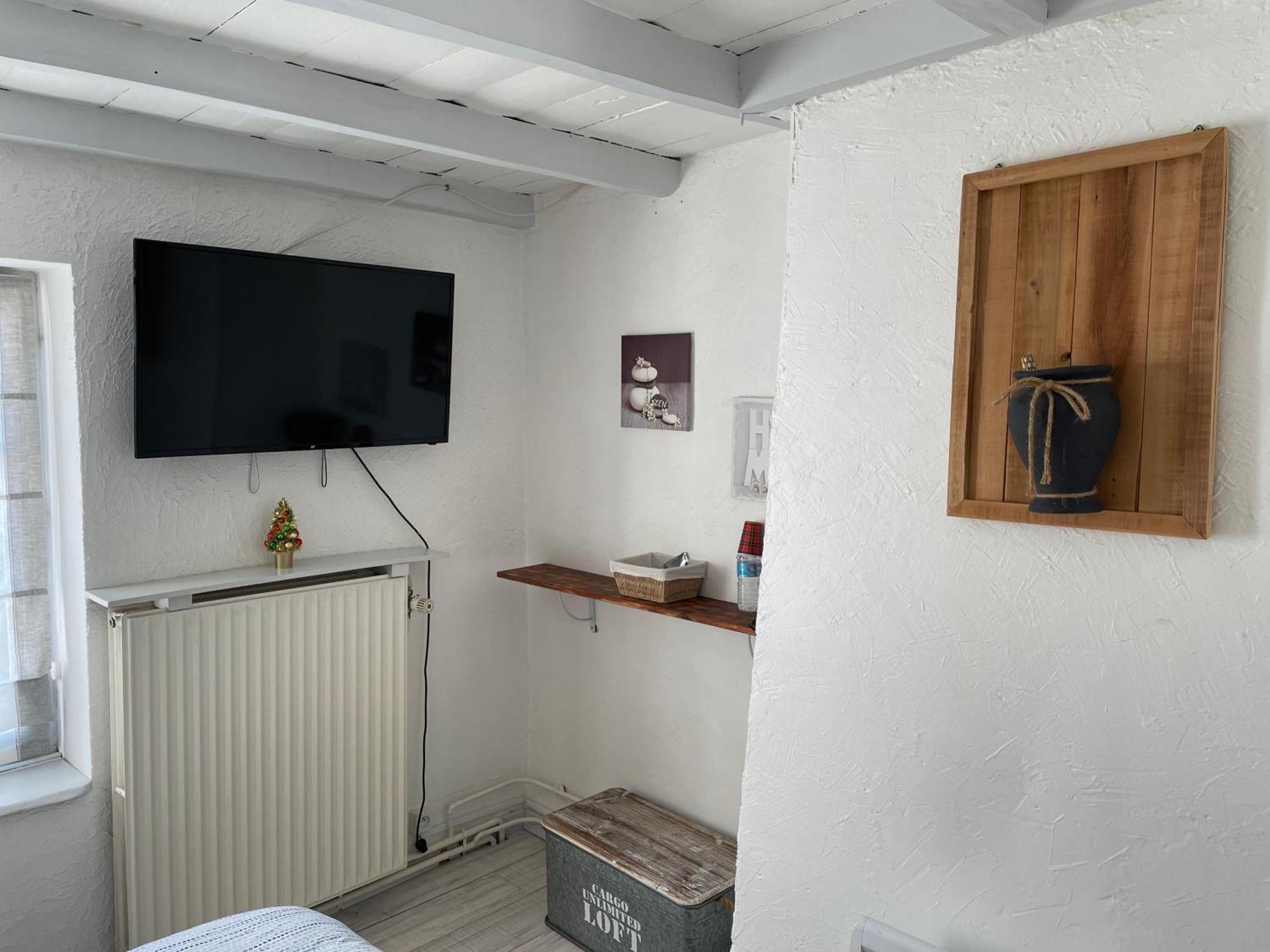 Bed and Breakfast Le Regrimet Avec Parking Gratuit Et Prive Lens-Lestang Екстер'єр фото