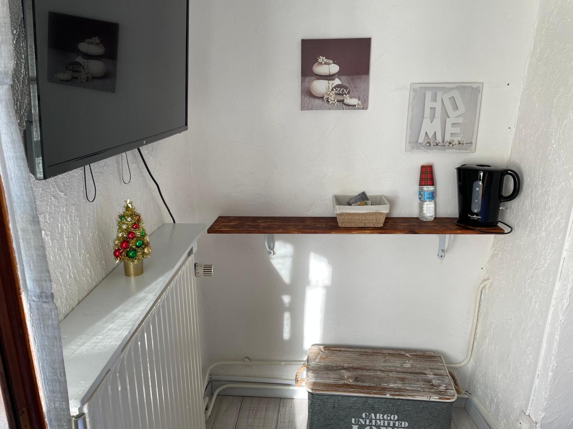 Bed and Breakfast Le Regrimet Avec Parking Gratuit Et Prive Lens-Lestang Екстер'єр фото